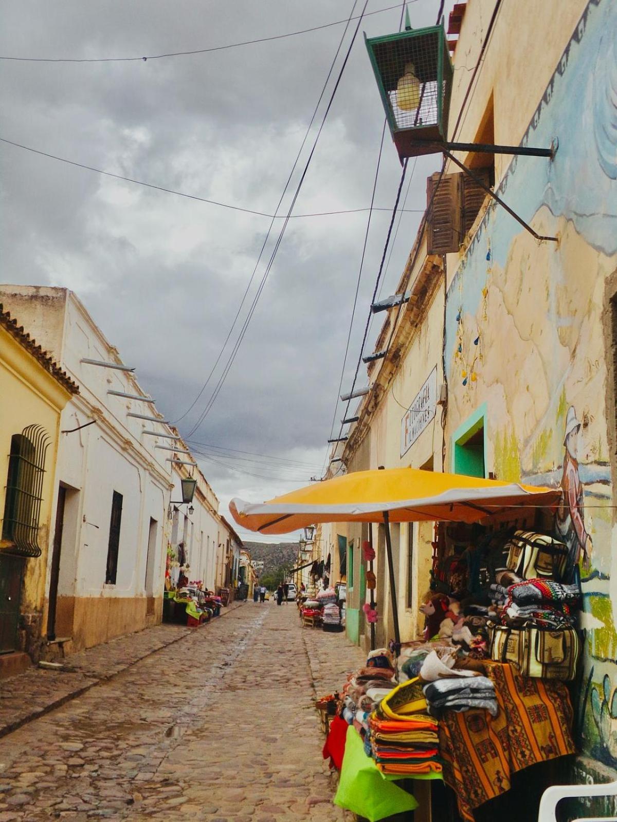 Casa Puna Hostal & Cafe Humahuaca Exteriör bild